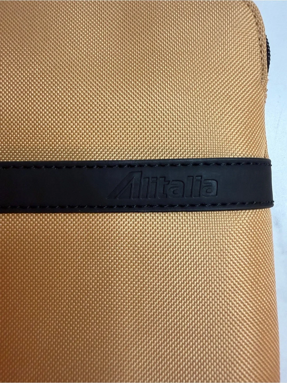 BVLGARI Parfums for Alitalia Airline Amenity Travel Pouch Tan Black 10”